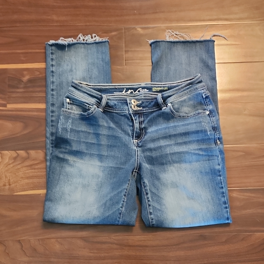 Women's INC Blue Jeans, Size 6 EUC!!